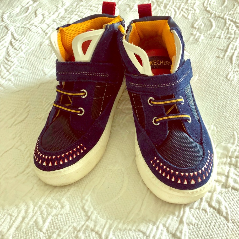 Skechers toddler shoes size 12